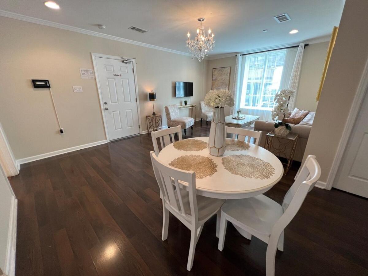 Tise Plaza Condos New Orleans Exterior photo